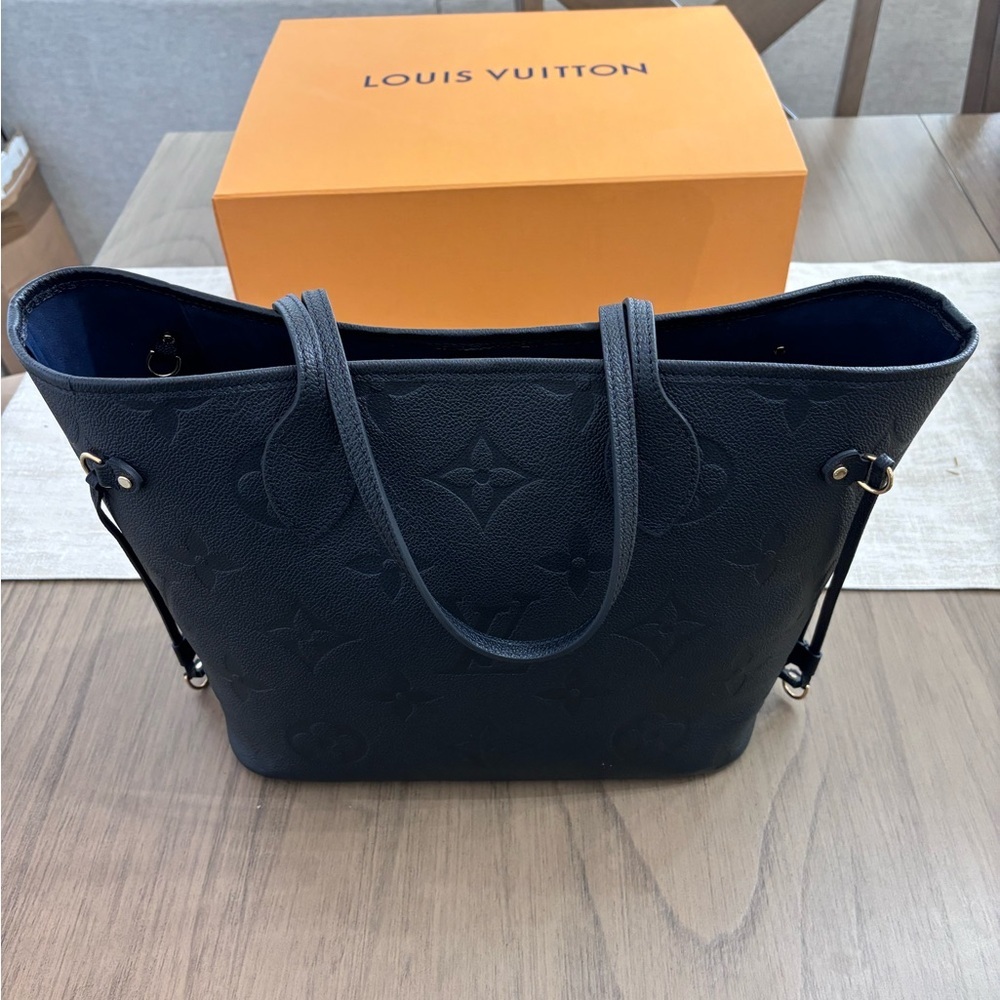 New Louis Vuitton Neverfull MM Monogram Empreinte Noir Black Leather - Picture 3 of 16